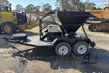 2020 TTF Spreader (Trailer Mounted)