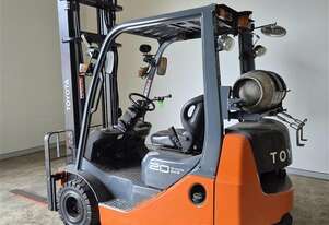 Toyota 8FGK20 IC Truck - 2 tonne