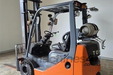 Toyota 8FGK20 IC Truck - 2 tonne