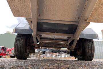 2015 Market Direct Campers Single Axle Box Trailer