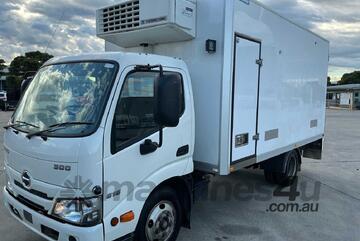 2021 Hino 300 616 Refrigerated Pantech