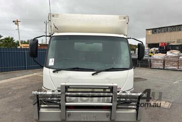 2014 Hino 300 917 Curtainsider