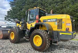 Komatsu 2020   WA320-8