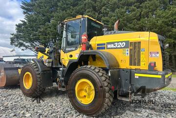 Komatsu 2020   WA320-8