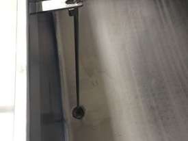 2,550lt Insulated Stainless Steel Tank - picture2' - Click to enlarge