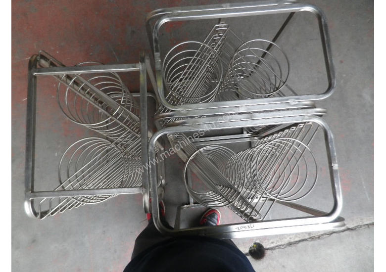 caption Second hand pizza tray stand, plate stand, dish st