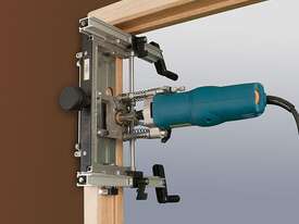 1000W Router for Fitting Hinges FR129VB by Virutex - picture0' - Click to enlarge