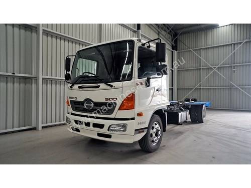 Hino FE 1426-500 Series Cab chassis Truck