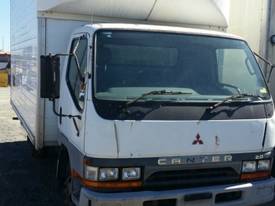 Mitsubishi CANTER Pantech Truck - picture0' - Click to enlarge