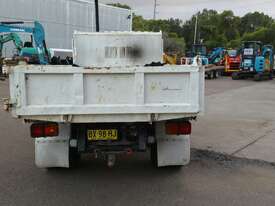 Hino tipper - picture0' - Click to enlarge