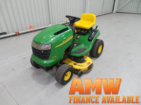 John Deere L111 Ride On Mower - picture0' - Click to enlarge
