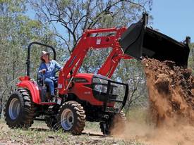 MAHINDRA 1533 SHUTTLE TRACTOR - picture1' - Click to enlarge