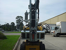 NEW EL-GRA SKID STEER POST DRIVER ATTACHMENT - picture2' - Click to enlarge