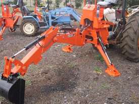 Backhoe B6 for 20-35hp tractors - picture0' - Click to enlarge