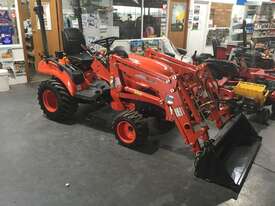 Kioti CS2610 FWA/4WD Tractor - picture0' - Click to enlarge