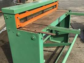 Sheet Metal Guillotine Jorg Manual Treadle Cutting Capacity 1250 x 1.6  - picture0' - Click to enlarge