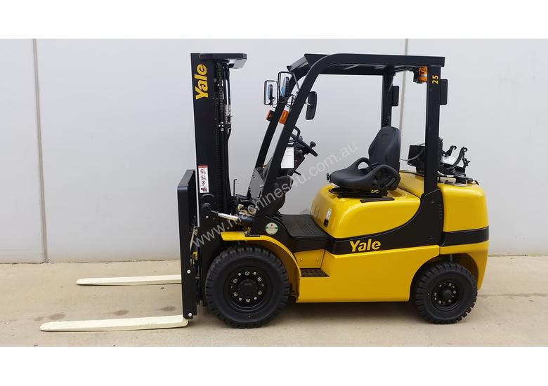 caption Brand New 2.5T LPG Counterbalance Forklift