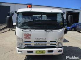 2012 Isuzu NPR 400 Long - picture1' - Click to enlarge