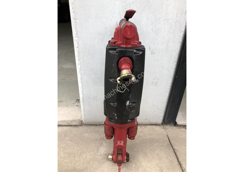 90 LB  AIR DRIVEN  JACK HAMMER - Hire
