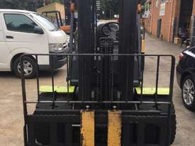 Forklift - 3.5T Container Mast  - picture1' - Click to enlarge