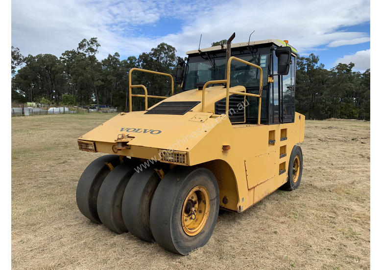 Used 2009 Volvo Volvo PT 240 Static Roller Roller Compacting Multi