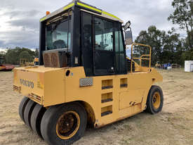 Volvo PT 240 Static Roller Roller/Compacting - picture2' - Click to enlarge
