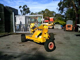 PA-500-CS Afron , crab steer , foot pedal controls ,ex council NT , 455 hrs ,V2 honda - picture1' - Click to enlarge
