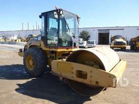 CATERPILLAR CS563E Vibratory Roller - picture0' - Click to enlarge