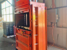 Orwak 3400 Baler - picture0' - Click to enlarge