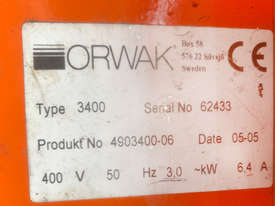 Orwak 3400 Baler - picture2' - Click to enlarge