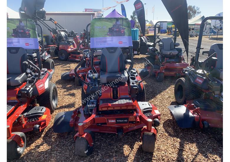 Toro best sale titan 52