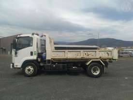 Isuzu FRR 500 - picture2' - Click to enlarge