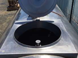 5,400ltr Jacketed Food Grade Tank, Milk Vat - picture2' - Click to enlarge
