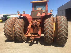 Versatile 835 FWA/4WD Tractor - picture1' - Click to enlarge