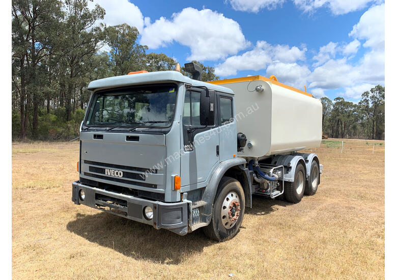 caption Iveco Acco 2350G Water truck Truck