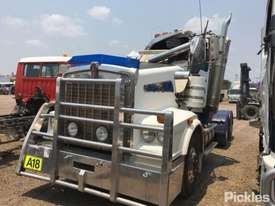 2008 Kenworth T658 - picture2' - Click to enlarge