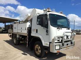 2009 Isuzu FSS550 - picture0' - Click to enlarge