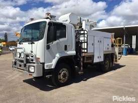 2009 Isuzu FSS550 - picture2' - Click to enlarge