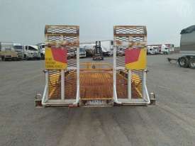 TAG Along Trailers Bogie Axle PIG - picture2' - Click to enlarge