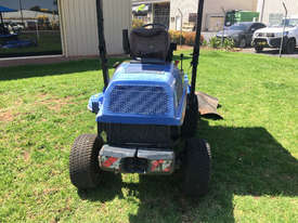 Iseki SF370 Wide Area mower Lawn Equipment - picture1' - Click to enlarge