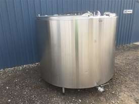 2,800ltr Jacketed Stainless Steel Tank, Milk Vat - picture2' - Click to enlarge