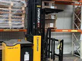 Hyundai 13BOP-7 Electric Order Picker Forklift- Low Hours - picture0' - Click to enlarge