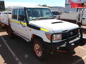 Toyota 2014 Landcruiser Dual Cab Ute - picture2' - Click to enlarge
