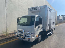 Hino 616 - 300 Series Refrigerated Truck - picture1' - Click to enlarge