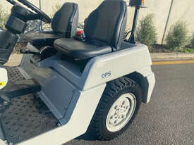 Toyota 022TG25 Tug Utility Vehicles - picture2' - Click to enlarge