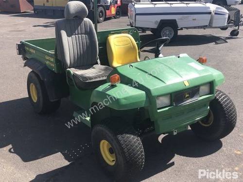 John Deere Gator