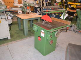 300mm  , 3 phase table/rip saw - picture0' - Click to enlarge