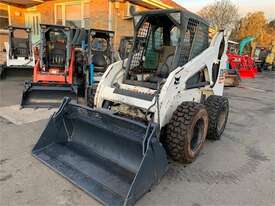 2009 BOBCAT S185 S185-5071 - picture1' - Click to enlarge