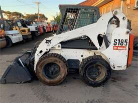 2009 BOBCAT S185 S185-5071 - picture2' - Click to enlarge