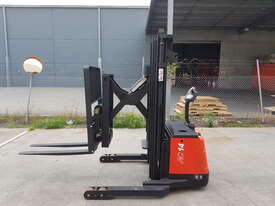 Heli CQDH14-850 Electric Walkie Reach Stacker - picture0' - Click to enlarge